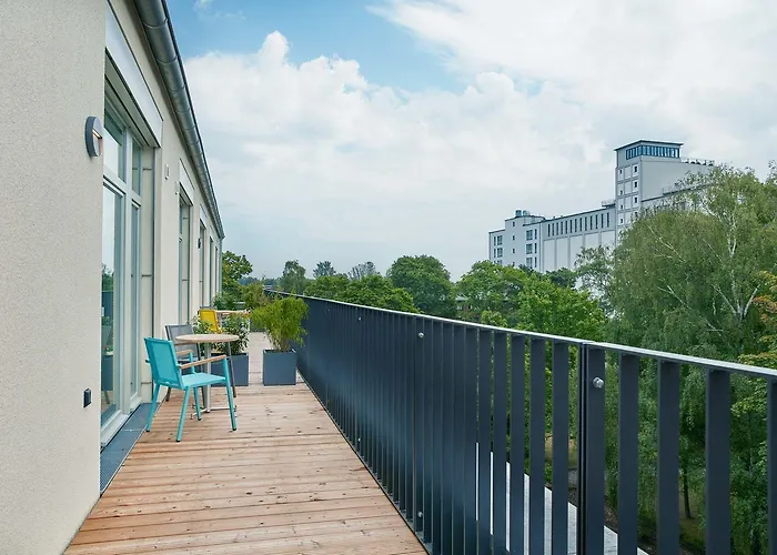 Aparthotel Park Penthouses Insel Eiswerder By Suite030 4*