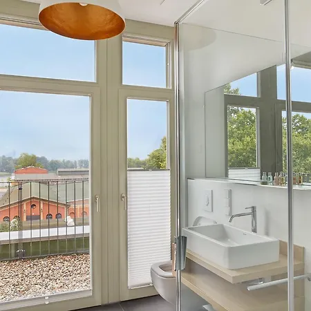 Apart-hotel Park Penthouses Insel Eiswerder By Suite030 4*